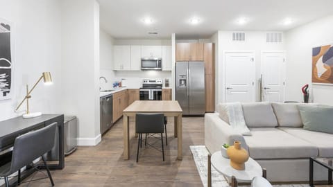 Landing Modern Apartment with Amazing Amenities (ID9124X06) Apartment in The Gulch