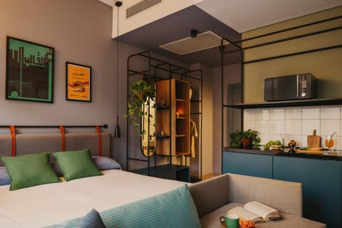 Bed, Kitchen or kitchenette, Photo of the whole room, Bedroom
