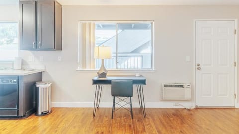 Landing Modern Apartment with Amazing Amenities (ID6920X50) Apartment in San Jose