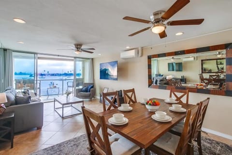 Waterfront 1 House in Mission Beach