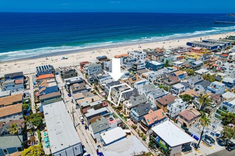 Sand & Sea House in Mission Beach