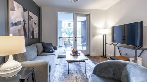 Landing - Modern Apartment with Amazing Amenities (ID7427X93) Apartment in Tempe