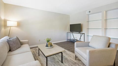 Landing - Modern Apartment with Amazing Amenities (ID9254X75) Apartment in Houston