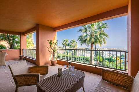 Patio, Day, Natural landscape, View (from property/room), Seating area, Sea view