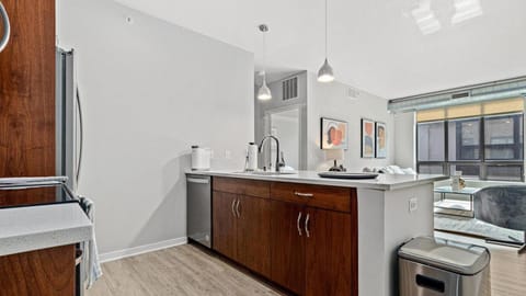 Landing - Modern Apartment with Amazing Amenities (ID8458X97) Apartment in Maplewood