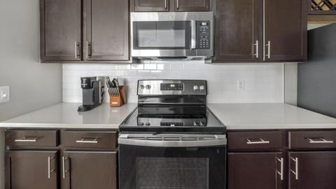 Landing - Modern Apartment with Amazing Amenities (ID1388X007) Apartment in Goose Creek