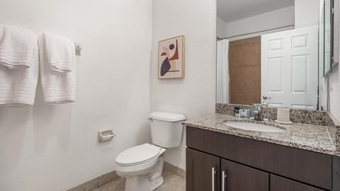 Landing - Modern Apartment with Amazing Amenities (ID8366X80) Apartment in Fort Myers
