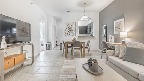 Landing - Modern Apartment with Amazing Amenities (ID8366X80) Apartment in Fort Myers