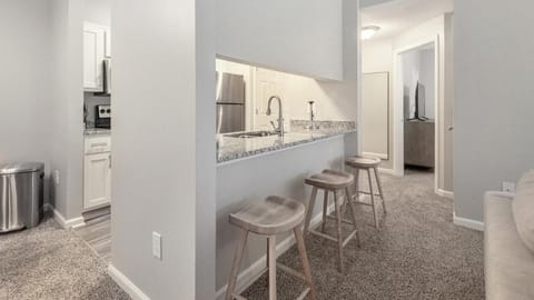 Landing - Modern Apartment with Amazing Amenities (ID8622X86) Apartment in Collierville