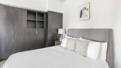 Landing - Modern Apartment with Amazing Amenities (ID1381X632) Apartment in The Colony