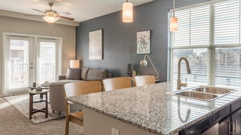 Landing - Modern Apartment with Amazing Amenities (ID8109X80) Apartment in Oklahoma City