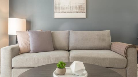 Landing - Modern Apartment with Amazing Amenities (ID8109X80) Apartment in Oklahoma City