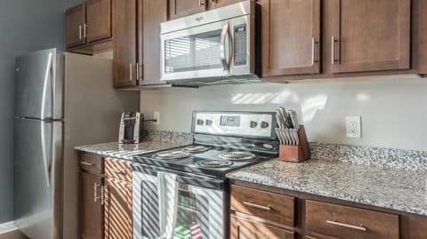 Landing - Modern Apartment with Amazing Amenities (ID8109X80) Apartment in Oklahoma City