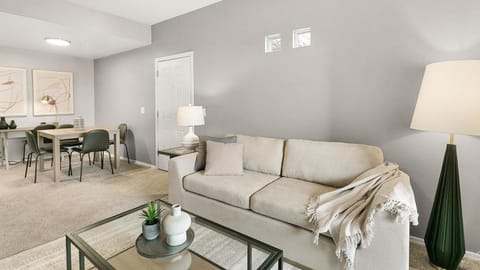 Landing - Modern Apartment with Amazing Amenities (ID7311X69) Apartment in Tortolita