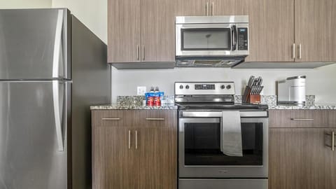 Landing - Modern Apartment with Amazing Amenities (ID1245X669) Apartment in Lexington