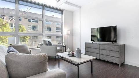 Landing - Modern Apartment with Amazing Amenities (ID8715X53) Apartment in Saint Louis