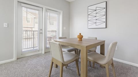 Landing - Modern Apartment with Amazing Amenities (ID9063X36) Apartment in Oklahoma City
