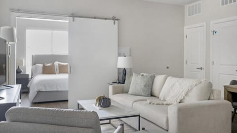 Landing - Modern Apartment with Amazing Amenities (ID9168X02) Apartment in The Gulch