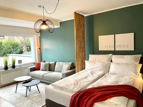 Bed, Living room, Photo of the whole room, Seating area, Bedroom