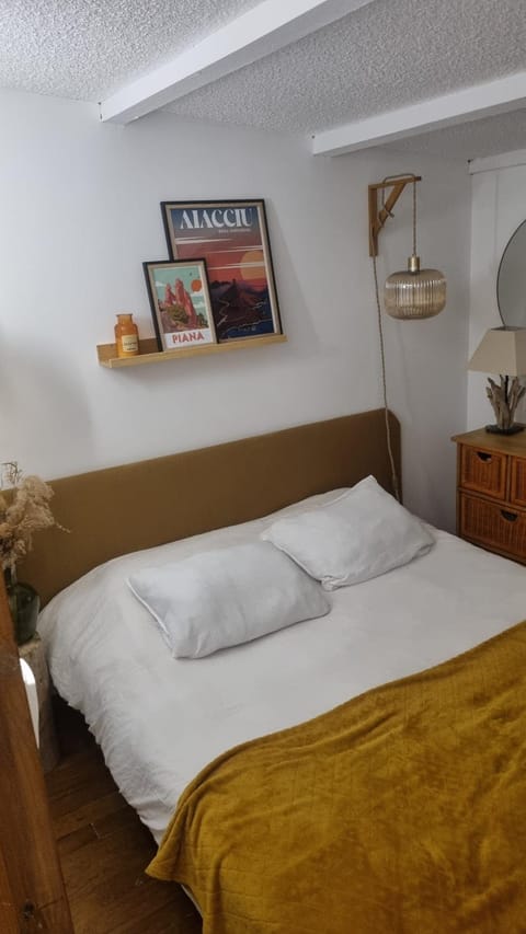 Villa les pieds dans l'eau résidence calme House in Poggio-Mezzana