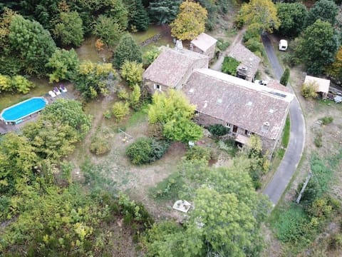 Property building, Bird's eye view, Swimming pool