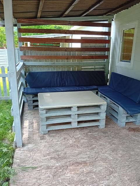 Domek 2 House in Pomeranian Voivodeship