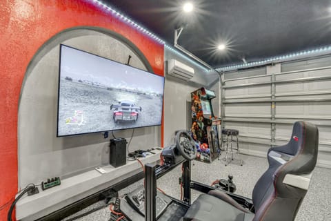 Heated Pool Davenport Home with Xbox and Racing Games House in Loughman