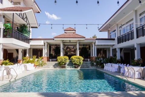 Pool view, Swimming pool