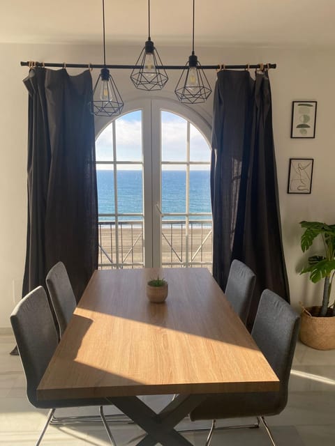 Living room, Sea view