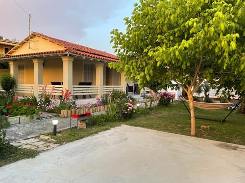 Property building, Garden view