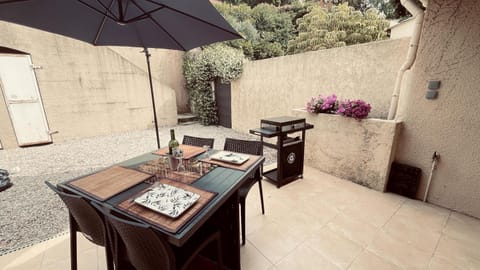 Balcony/Terrace, Dining area