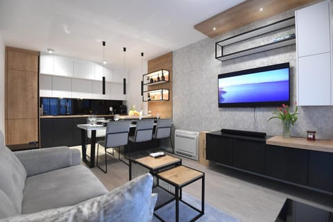 Kitchen or kitchenette, Living room, Dining area