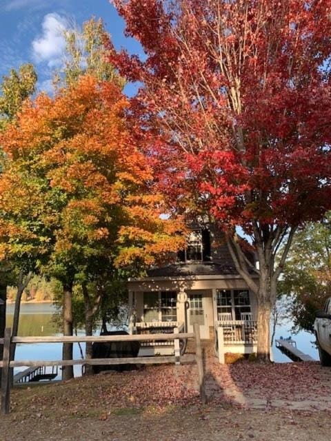 House #05 Reel'M Inn (No Pets) Private Pier House in Weiss Lake