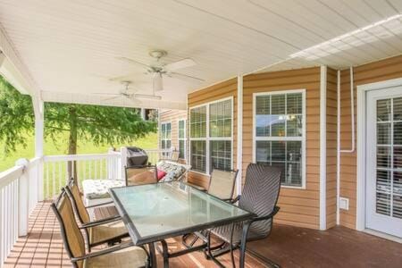 House # 08 Dock of the Bay (no pets) private pier House in Weiss Lake