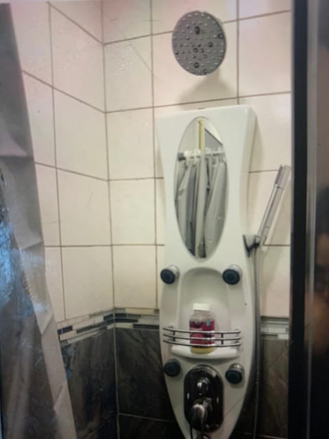 Ottawa Heritage Private Rooms Across OttawaU Not Entire Apt Apartment in Gatineau