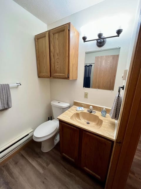 Tomah Apartment C - Veterans Street Apartment in Wisconsin