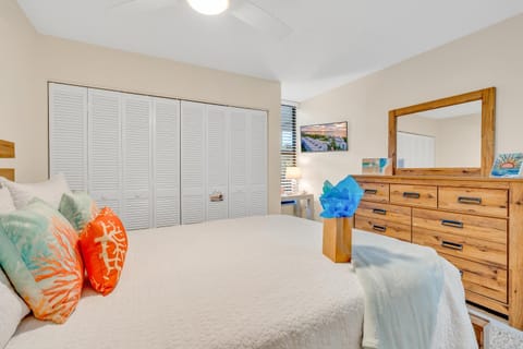 2BR in Key largo w pool and sunset views Apartment hotel in Key Largo