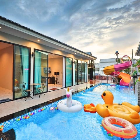 Pool view, Pool view, Swimming pool, Swimming pool