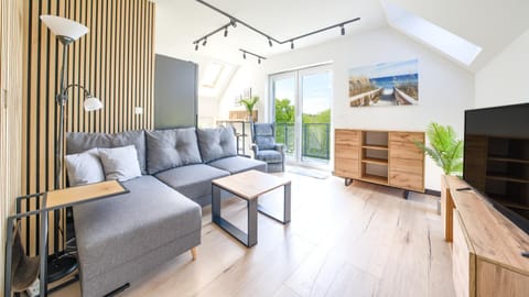 TV and multimedia, Seating area