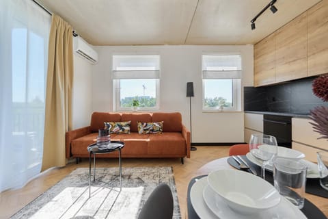 Communal lounge/ TV room, Living room, Seating area