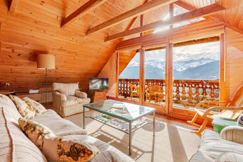 Living room, Lounge or bar
