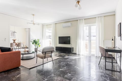 Upscale 3BR Apartment in Chalandri by UPSTREET Apartment in Chalandri