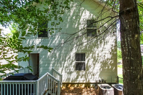 House # 29 -Castaway (Pet Friendly) House in Weiss Lake