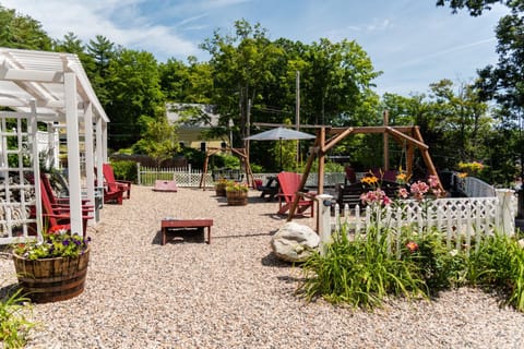 Property building, Patio, Entertainment