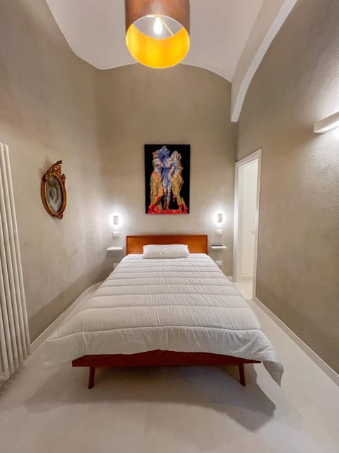 Bed, Decorative detail, Bedroom