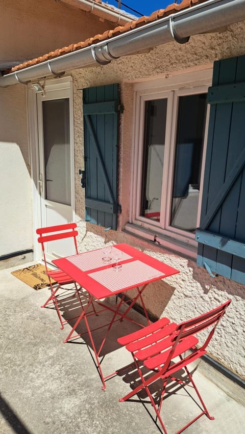 Property building, Patio, Day, View (from property/room), Balcony/Terrace, Balcony/Terrace, Dining area, sunbed