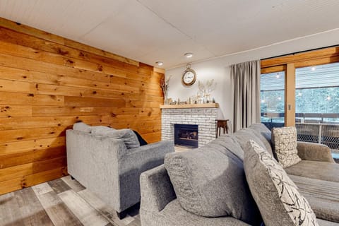 Pico Mountain Perch, Unit B22 Apartment in Mendon