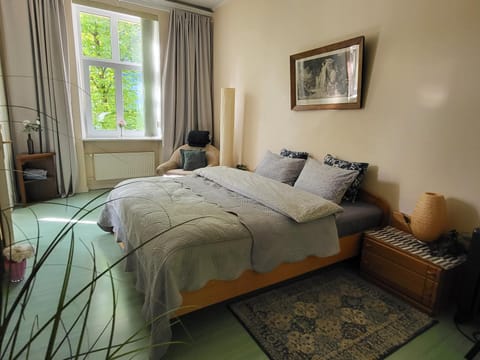 Staff, Bed, Summer, Photo of the whole room, Bedroom, furniture