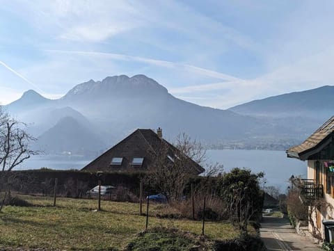 Cabana & Le Paisible - Proche Lac Apartment in Talloires