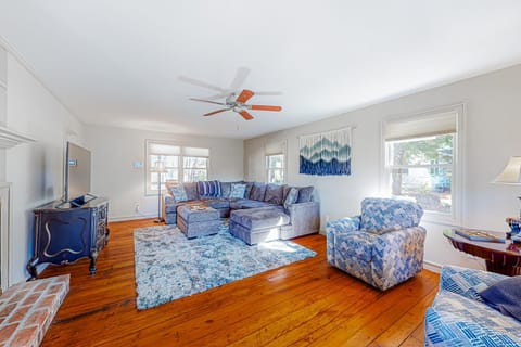 Brevard Bungalow House in Brevard